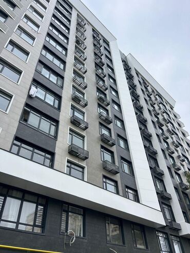 продам 3 х комнатную: 3 комнаты, 112 м², Элитка, 13 этаж, ПСО (под самоотделку)