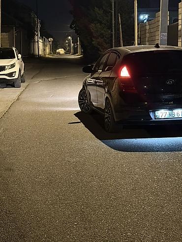 byd gunluk icarə: Hyundai i30: 1.6 l | 2008 il Hetçbek — 8