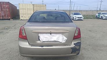 Sərnişin daşımaları: Minik avtomobili — 6