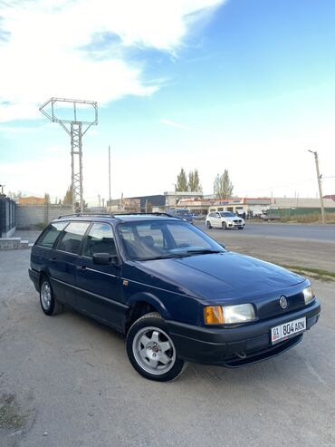 Volkswagen: Volkswagen Passat: 1992 г., 1.8 л, Механика, Бензин, Универсал