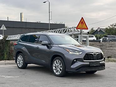 Toyota: Toyota Highlander: 2022 г., 3.5 л, Автомат, Бензин, Кроссовер — 4
