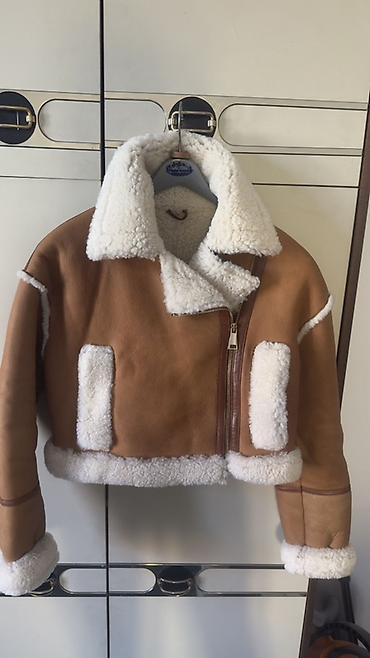 geris obuca: Ženska kraća pilotska jakna sa krznom (shearling stil) - Boja: spolja — 2