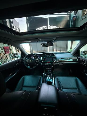 bmw 2020: Honda Accord: 2016 г., Автомат, Бензин, Седан — 3