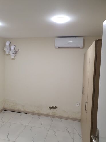 Mağazalar: 90kvlıq obyekt. Qeyri yaşayış çıxarışı var. Bütün kommunal sistemlə — 12