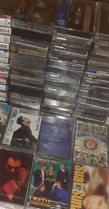 Kitablar, jurnallar, CD, DVD: Qədimi orqinal maqnitafon kasetləri,ideal