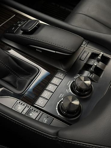 multi: Lexus LX: 2020 г., 5.7 л, Автомат, Бензин, Внедорожник — 4