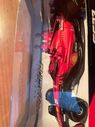 Игрушки: Новые металлические модели автомобилей коллекционные 1:43 Ferrari — 17