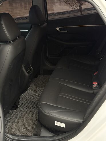 Hyundai: Hyundai Sonata: 2019 г., 2 л, Автомат, Бензин, Седан — 18