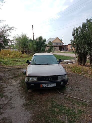 фит сатам: Audi 80: 1988 г., 1.8 л, Механика, Бензин, Седан