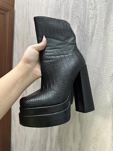 viva ayaqqabi instagram: Ölçü: 38, rəng - Qara, Yeni — 1