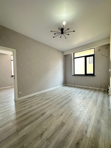 1 комнатная квартира на сутки в оше: 2 комнаты, 40 м², Индивидуалка, 3 этаж, Евроремонт