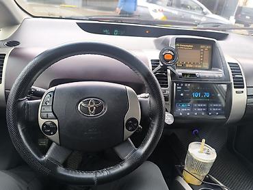 Toyota: Toyota Prius: 2005 г., Гибрид, Хэтчбэк — 5