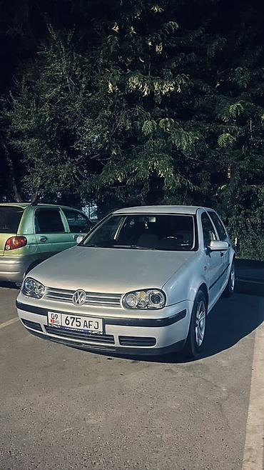 Volkswagen Golf: 1998 г., Хэтчбэк