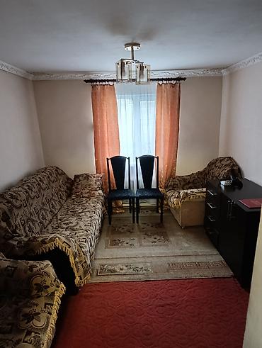 Продажа коттеджей и домов: Продается частный дом в районе аламединского рынка с участком 11 — 11