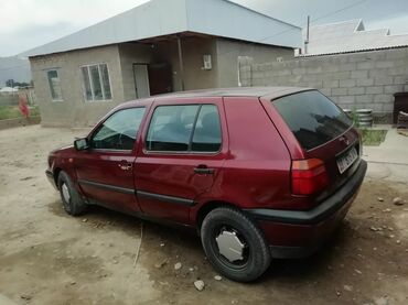 рассрочкага машина сатам ош: Volkswagen Golf: 1992 г., 1.8 л, Механика, Бензин, Хэтчбэк