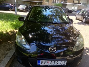 migavac u retrovizoru passat b6: Mazda 2 benzinac 2008 godište prešla 225000 kom, servisna knjižica