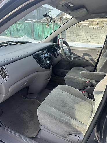 Mazda: Mazda MPV: 2001 г., 2 л, Бензин, Минивэн — 7