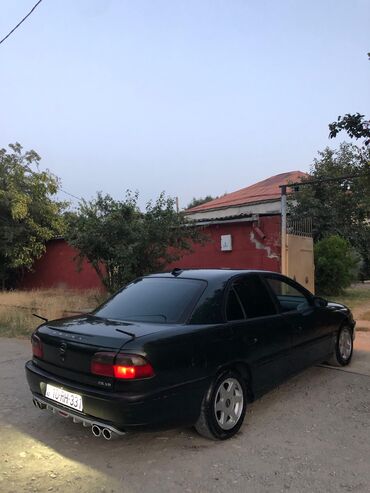 Opel: Opel Omega: 2.5 l | Sedan — 6