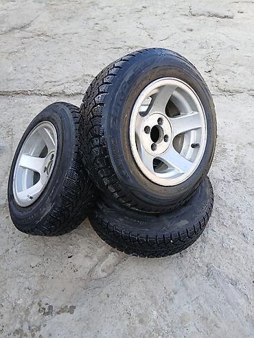 Шиналар жана дисктер: Дөңгөлөктөр монтажда 175 / 70 / R 13, Кыш, Колдонулган, Комплект, Жеңил унаалар, Куйма, тешиктери - 4 — 1