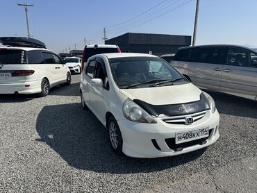 пароги на авто: Honda Fit: 2006 г., Автомат, Бензин, Хэтчбэк
