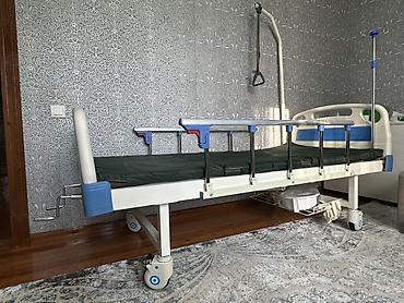 Медицинская мебель: Функциональная медицинская кровать с механическими приводами - — 2