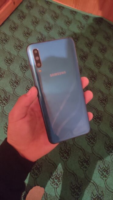 01 samsung qiymeti: Samsung Galaxy A50, 64 ГБ, цвет - Синий, Гарантия, Сенсорный, Отпечаток пальца