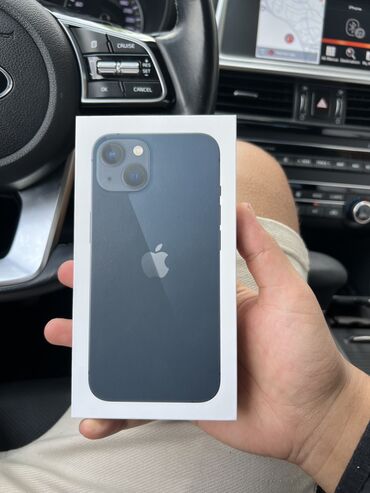 Apple iPhone: IPhone 13, Новый, 128 ГБ, Черный, Кабель, Коробка, 100 %