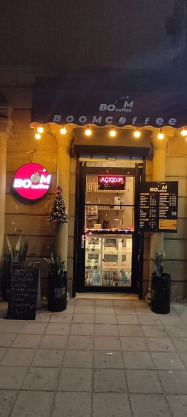 dondurma soyuducusu satilir in Azərbaycan | DƏRIN DONDURUCULAR: Kofe shop (take away)Hazir biznes satilir:Professional Faema kofe
