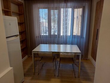 Uzunmüddətli kirayə mənzillər: Səbail rayonu İçəri şəhər metrosuna 3 dəqiqəlik piyada məsafədə — 11