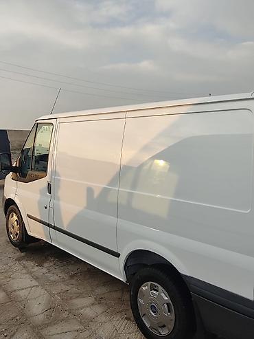 ford 2011: Ford Transit yük furgonu - Kuzov: qısa baza, aşağı tavan, 2 ön qapı + — 4