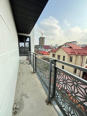 сдаю кв кызыл аскер: 4 комнаты, 135 м², 7 мкр Элитка, 3 этаж, ПСО (под самоотделку) — 10