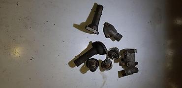 POKLOPAC TERMOSTATA 3S ZA TOYOTA CELICA OD 1989. DO 1993. GOD