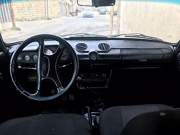 VAZ (LADA): Model: VAZ 2106 sedan Rəng: qara Kuzov: 4 qapı, xrom yan moldinqlər — 4