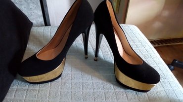 crna cipkasta haljina i cipele: Salonke, 40