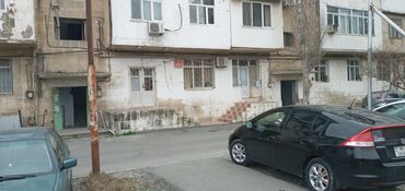 savalan ev: Xetai rayonu naximov kucesinde 1 ci mertebede yerlesen 52.5kv qeyri