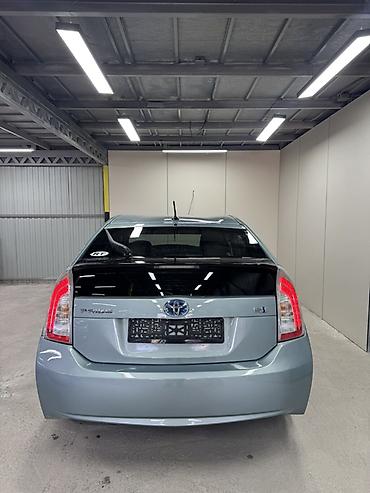 Toyota: Toyota Prius: 2015 г., 1.8 л, Вариатор, Гибрид, Хэтчбэк — 4