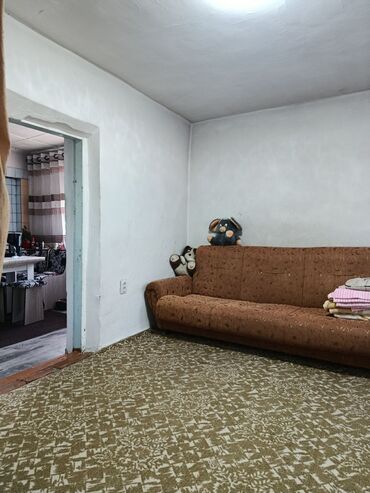 Продажа домов: Дом, 51 м², 5 комнат, Собственник, Старый ремонт at lalafo.kg — 9 Продажа домов: Дом, 51 м², 5 комнат, Собственник, Старый ремонт — 9