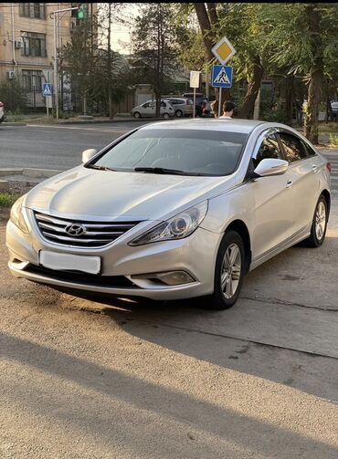 авто в рассрочку без процентов: Toyota : 2014 г., 2 л, Автомат, Газ, Седан