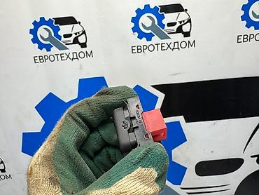 om6: Кнопка стеклоподъемника Mercedes Benz M-Class W163 OM613 2004 — 2