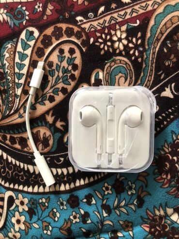 блок питания для macbook pro 13: Проводные наушники Apple EarPods с разъёмом Lightning + переходник