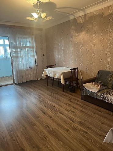 studiya menzil: 2 otaqlı mənzil,Qanuni 2 otaqdı,2metbexi varo mətbəxin birini otaq — 4