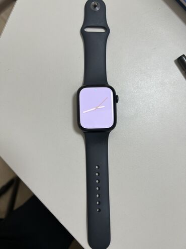 Наручные часы: Продаю Apple Watch 7 45mm В хорошем состоянии, в комплекте коробка