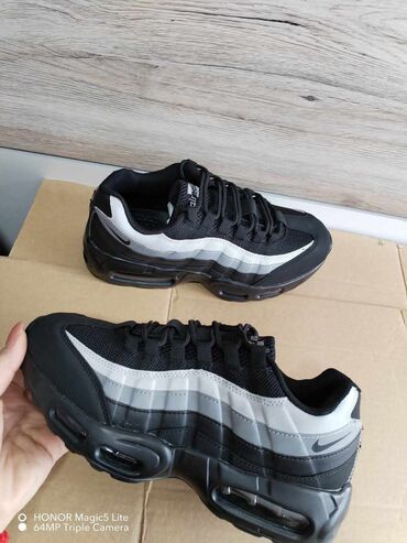 nike air max classic bw: Patike, Nike, veličina - 45