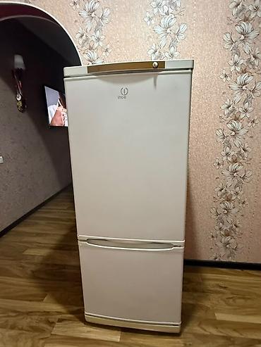 лед экран: Холодильник Indesit, классический белый, двухкамерный с нижней — 2