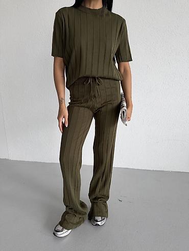 Kompleti: 🔥Vasi omiljeni kompleti 🔥Ponovo u prodaji od petka 🔝2800 din na lalafo.rs — 16 Kompleti: 🔥Vasi omiljeni kompleti 🔥Ponovo u prodaji od petka 🔝2800 din — 16