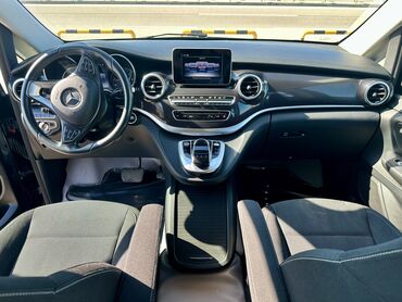 Mercedes-Benz: Mercedes-Benz V 220: 2.2 l | 2016 il Van/Minivan — 11