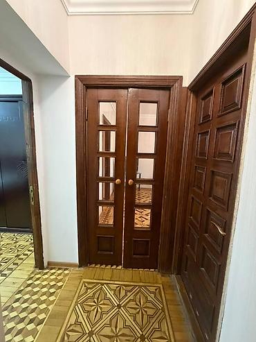 sebail: İcarəyə verilir 3 otaqlı köhnə tikili 80 m², İçəri Şəhər m. 900 — 3