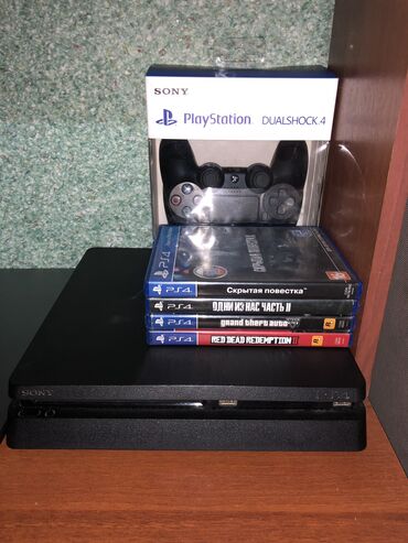 PS4 (Sony PlayStation 4): Playstation 4 slim игры 1.ufc 4 2.fc 24 3. the last of us2 4. red