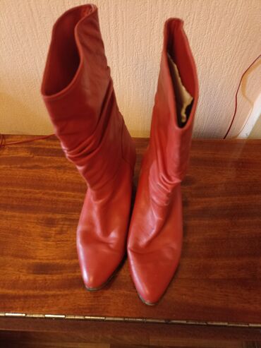 ботинки осенние 36 размер: Сапоги, 36, цвет - Красный