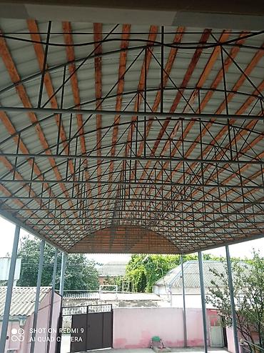 dekorativ ağac topiariya: Metalkonstruksiya ilə örtülü səhnə/parking/sahə üçün tağvari — 3